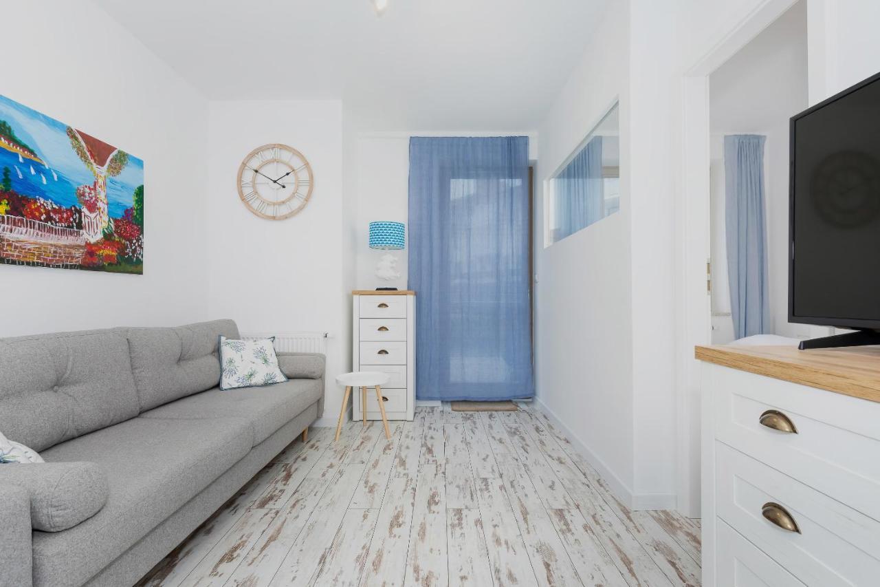Stylowy Apartament Z Tarasem Swinoujscie Center By Noclegi Renters Exteriör bild