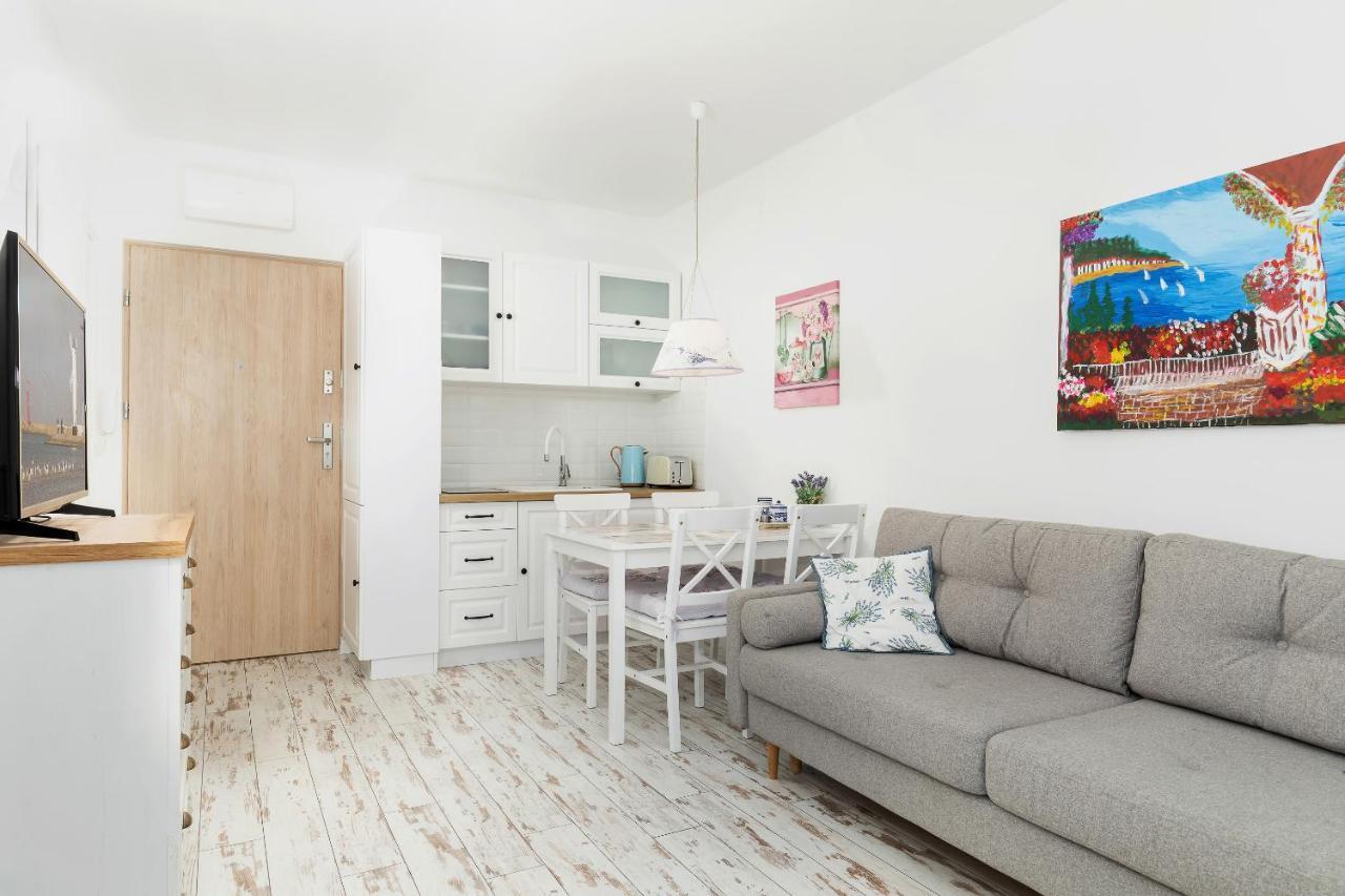 Stylowy Apartament Z Tarasem Swinoujscie Center By Noclegi Renters Exteriör bild