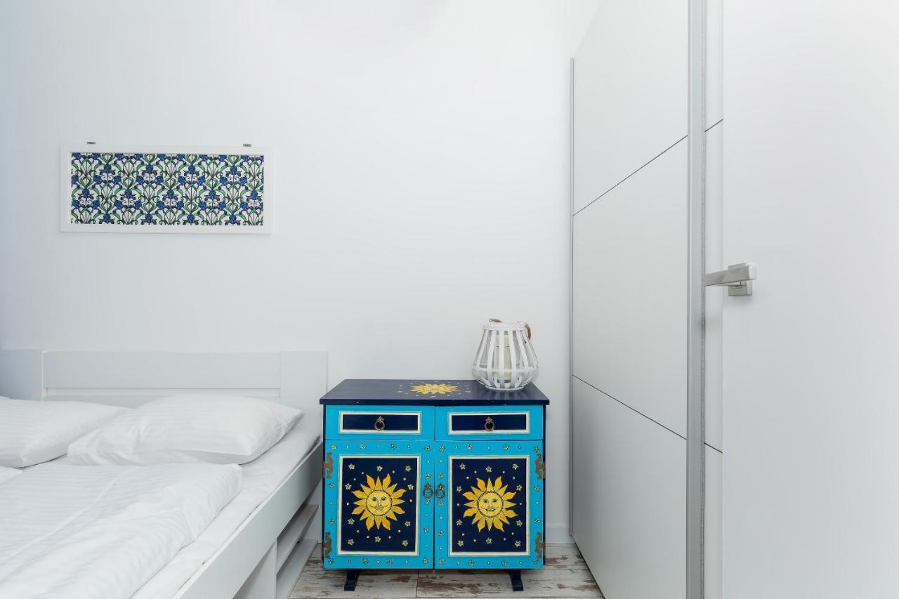 Stylowy Apartament Z Tarasem Swinoujscie Center By Noclegi Renters Exteriör bild