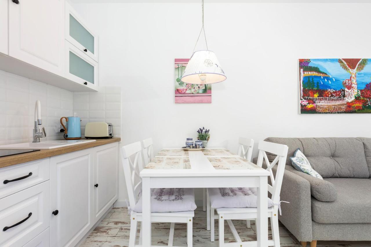 Stylowy Apartament Z Tarasem Swinoujscie Center By Noclegi Renters Exteriör bild